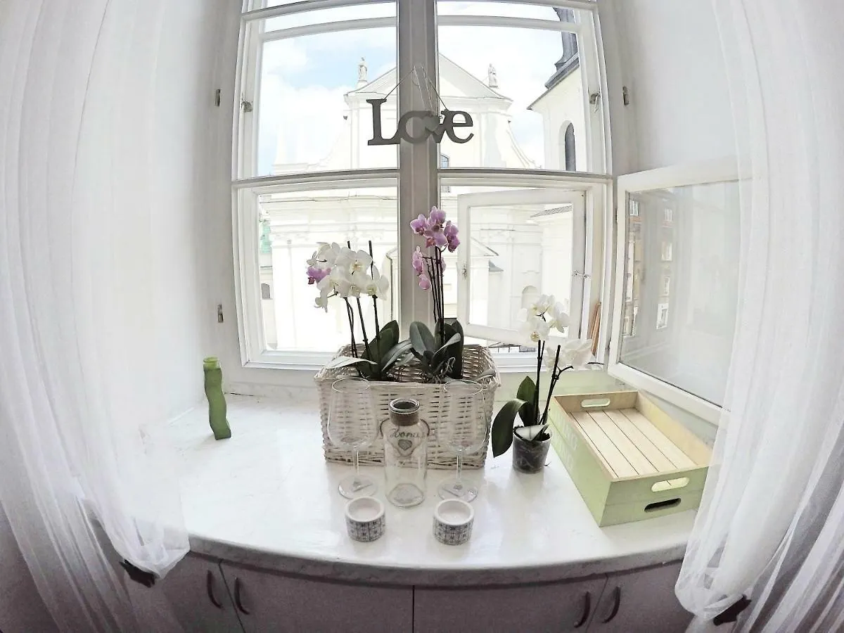 Old Town Heart Apartman Varsó